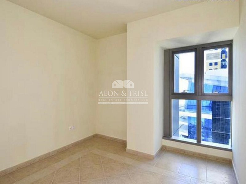 Resale Furnished 2-BR | Downtown | | Burj View | Upper Crest-pic_2